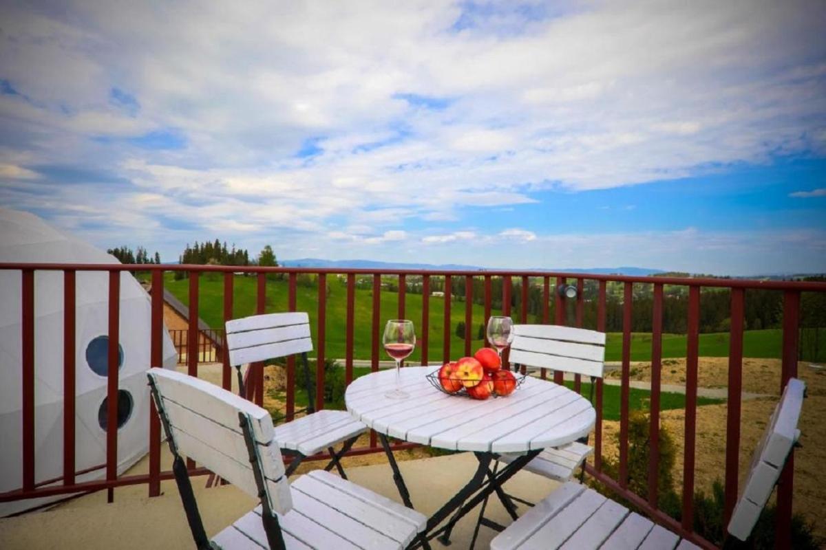 Glamping Gliczarow Klapnioki Bed & Breakfast Lesnica  Exterior photo